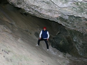 Сквозные пещеры в Дзивгисе